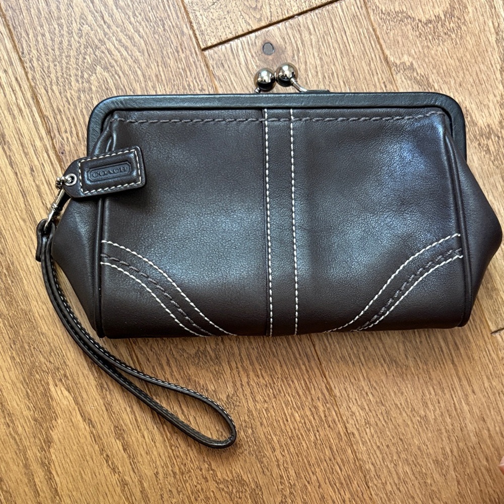 Coach SoHo Brown Kisslock clutch
